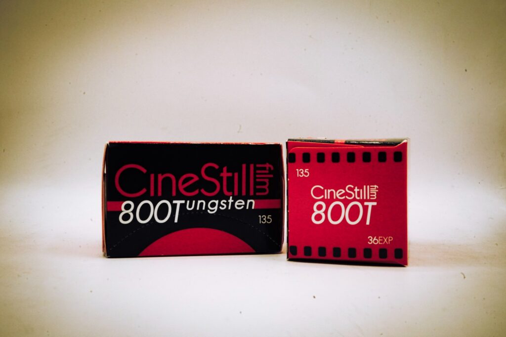 CINESTILL 800 Tungsten, 35mm