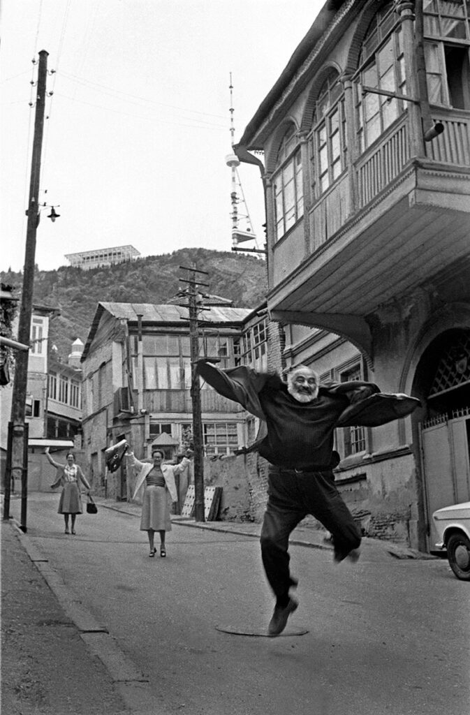 Yuri Mechitov - Flying Parajanov